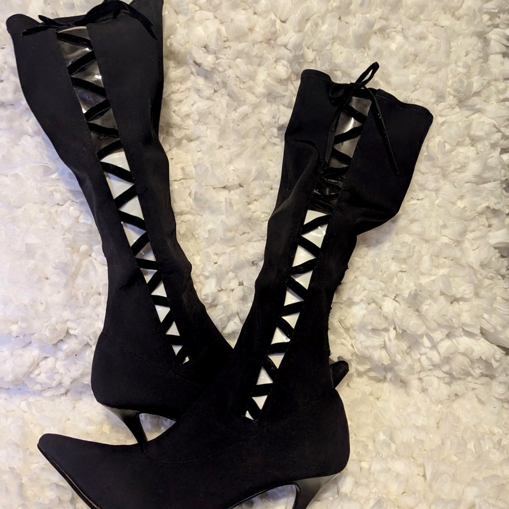 Colin Stuart Black Heeled Boots with Geometric Cutouts